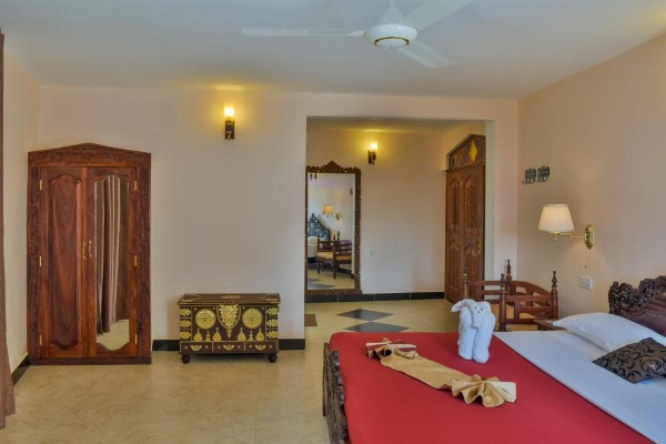 Tembo Palace Hotel image 11